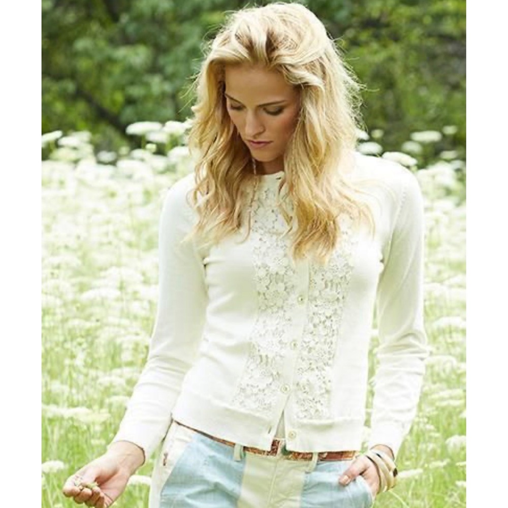 Matilda Jane Cream Floral Lace Front Button Cardigan Sweater AT16158 Womens L